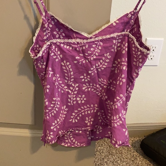 Top - Picture 2 of 2